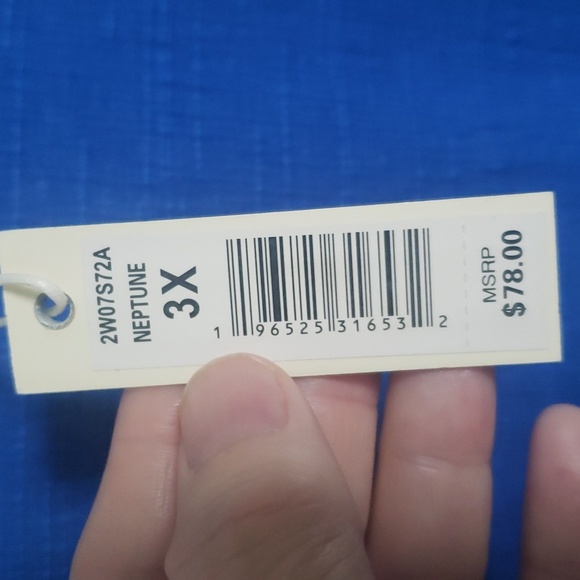 Max Studio London Neptune Blue Top - Women's Plus 3X NWT - Picture 6 of 9